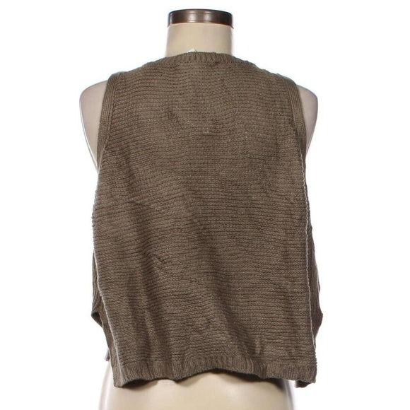 Knitted Top - Picture 2 of 2